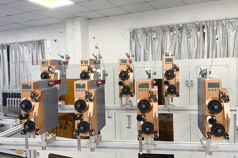 某客户伺服张力器应用现场